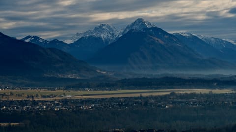 Lake Bled — DSCF4672 Cesta v Megre, Slovenia | XF90mm f5.4 1/2400s ISO320