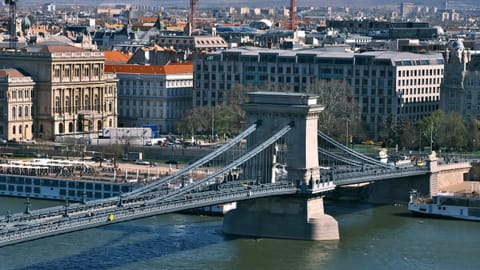 Budapest — DSCF6608 Országház utca, Budapest, Hungary | XF90mm f6.9 1/480s ISO320