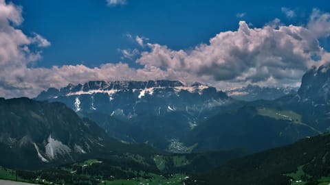 Seceda — DSCF0411 Adolf-Munkel-Weg, Villnöß - Funes, Italy | XF16-55mm f8.0 1/490s ISO320