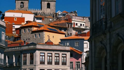 Porto — DSCF7111 São Domingos, Centro Histórico, Porto | XF90mm f6.0 1/1800s ISO500