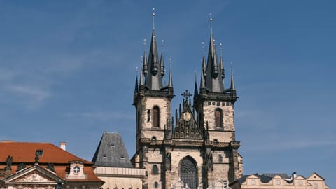 Church of Our Lady before Týn — DSCF3363 Melantrichova, CESKÁ Old Town, Prague | XF16-55mm f3.4 1/5200s ISO320