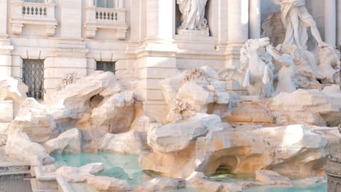 Trevi Fountain — DSCF2296 lantico forno, Piazza di Trevi, Rome | XF16-55mm f6.9 1/97s ISO640