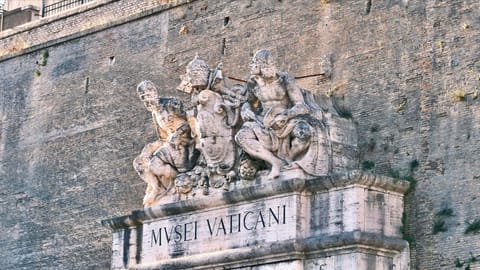 Vatican Museum Vol. I — DSCF1262 Le Scalette, Via Vittor Pisani, Rome | XF90mm f4.0 1/270s ISO400