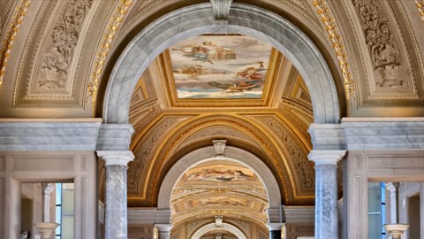 Vatican Museum Vol. I — DSCF1361 Via Sebastiano Veniero, Municipio Roma I, Rome | XF16-55mm f7.4 1/19s ISO800