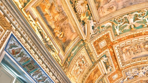 Vatican Museum Vol. I — DSCF1389 Square Garden, Leo XIII Avenue, Vatican City | XF16-55mm f6.3 0.2s ISO800