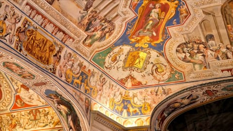 Vatican Museum Vol. II — DSCF1476 Vatican Museums, Leo XIII Avenue, Vatican City | XF16-55mm f3.0 1/160s ISO800